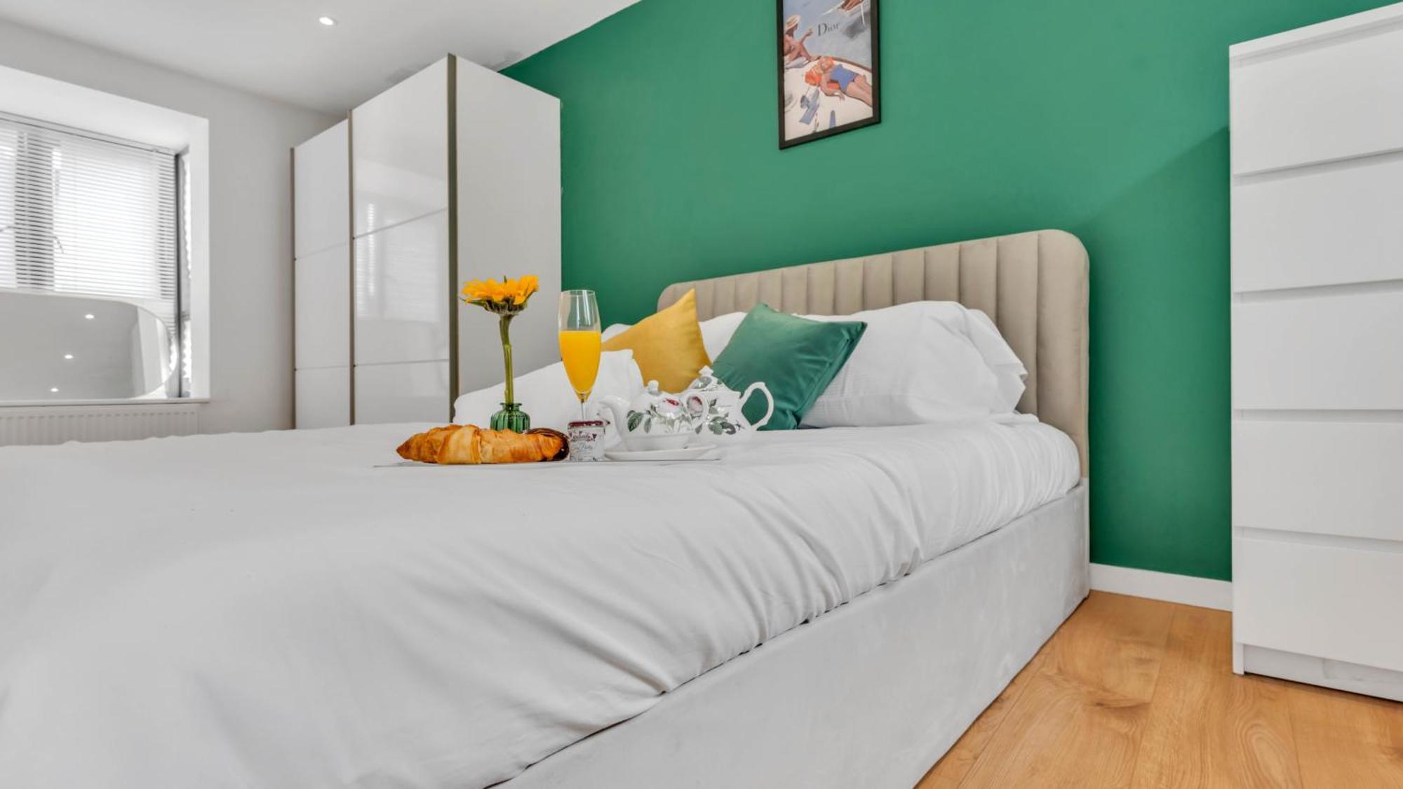 Stylish 3-Bedroom Escape In The Heart Of Birmingham - Free Parking - Wifi - Games Экстерьер фото